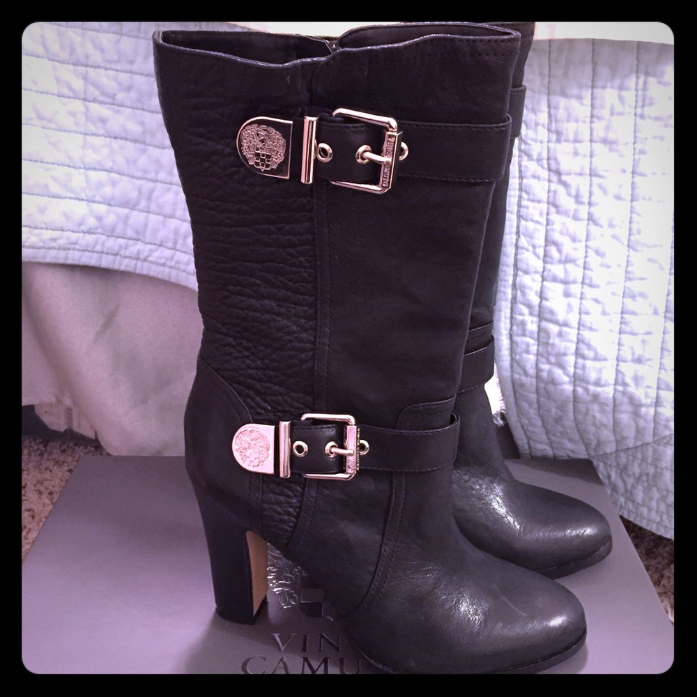 Vince Camuto black leather booties without box